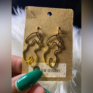 I am woman! Earrings